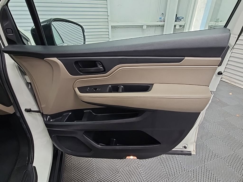 Used 2019 Honda Odyssey EX-L image 42
