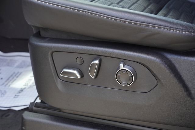 Used 2024 Cadillac Escalade ESV Premium Luxury Platinum image 21