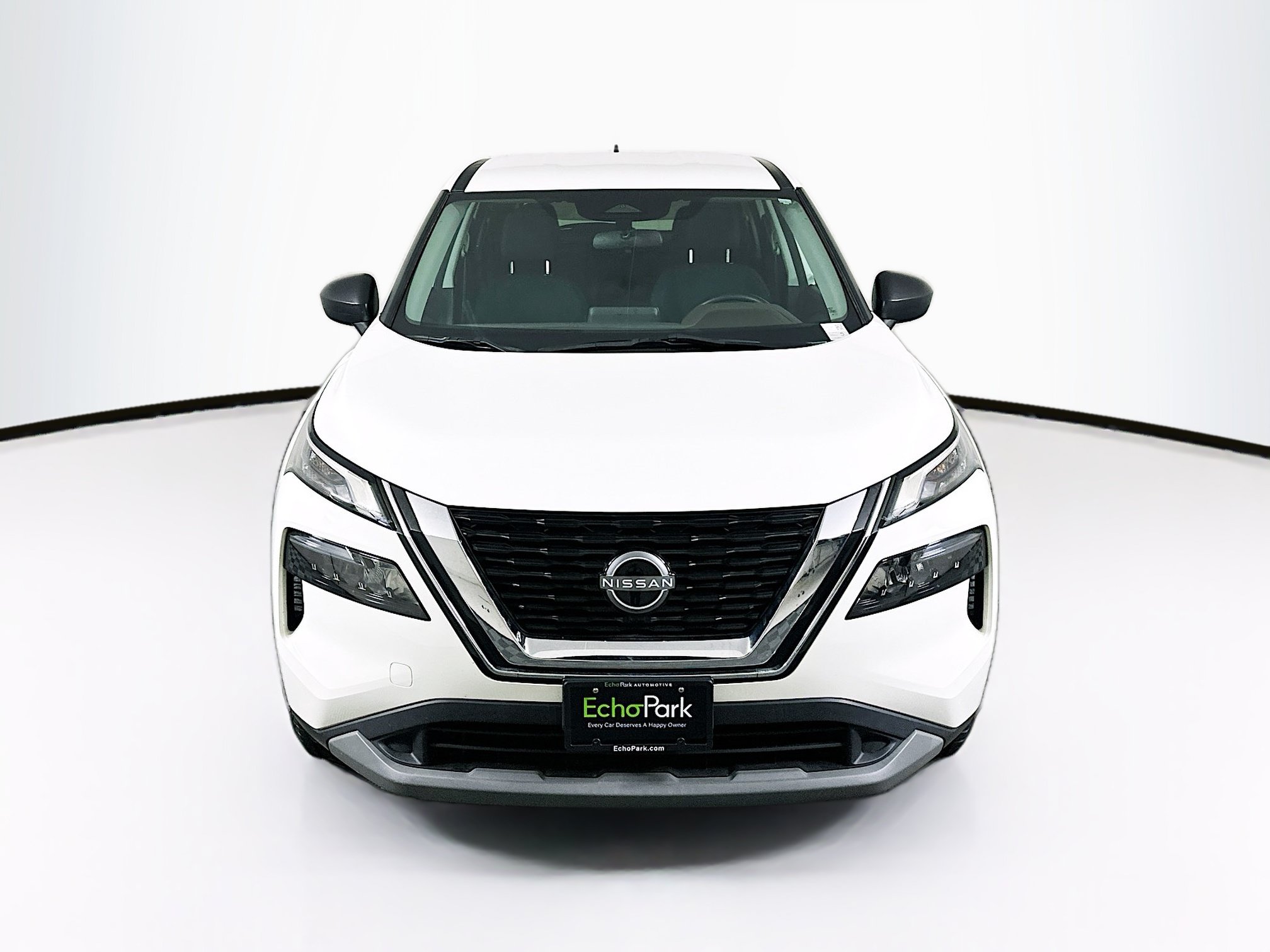 Used 2023 Nissan Rogue S FWD image 2