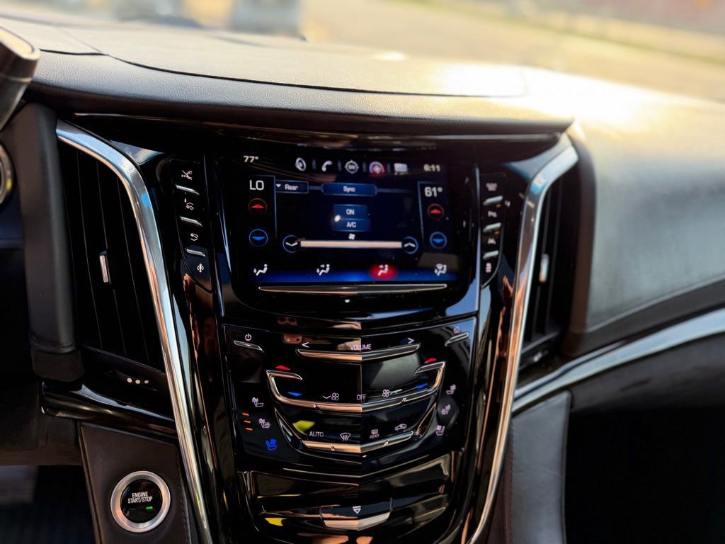 Used 2016 Cadillac Escalade ESV Platinum image 32