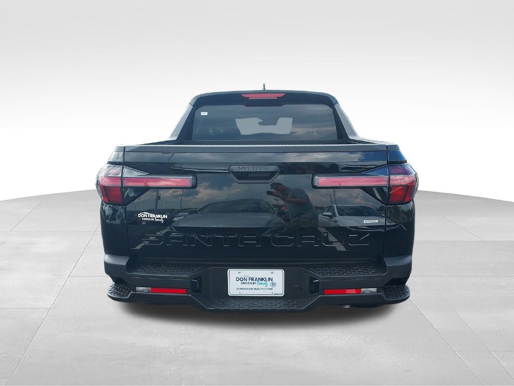 New 2027 Hyundai Santa Cruz SE AWD/4WD image 4