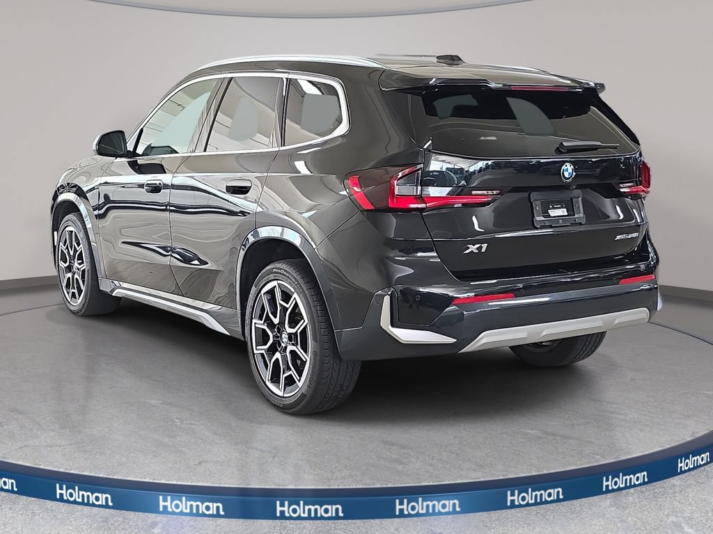 Used 2023 BMW X1 xDrive28i w/ Convenience Package AWD/4WD image 9