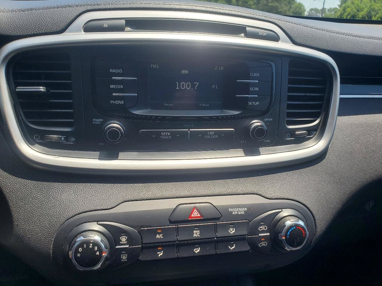 Used 2016 Kia Sorento AWD image 21