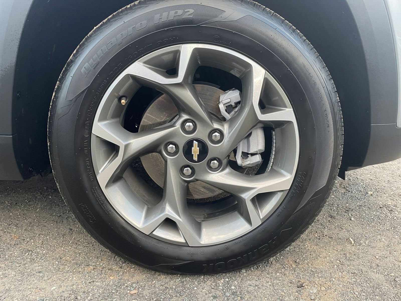 Used 2025 Chevrolet Trax LT image 28