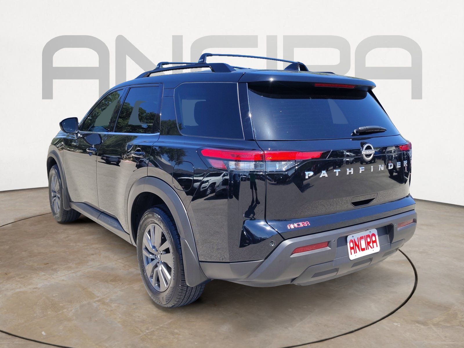 Used 2025 Nissan Pathfinder SV w/ Cargo Package FWD image 8