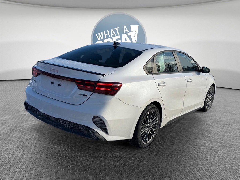 Used 2024 Kia Forte GT-Line w/ GT-Line Premium Package image 3