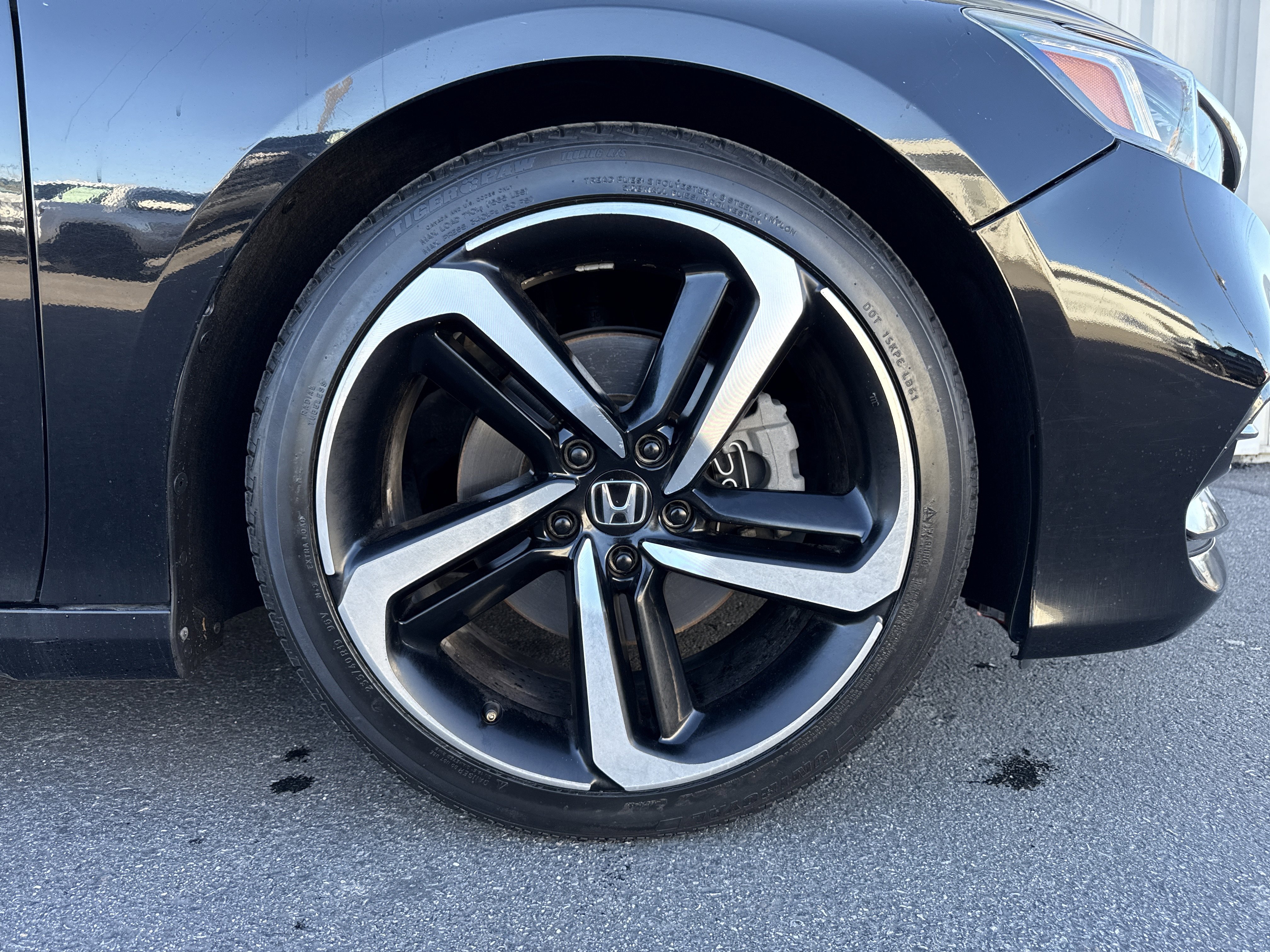 Used 2019 Honda Accord Sport image 25