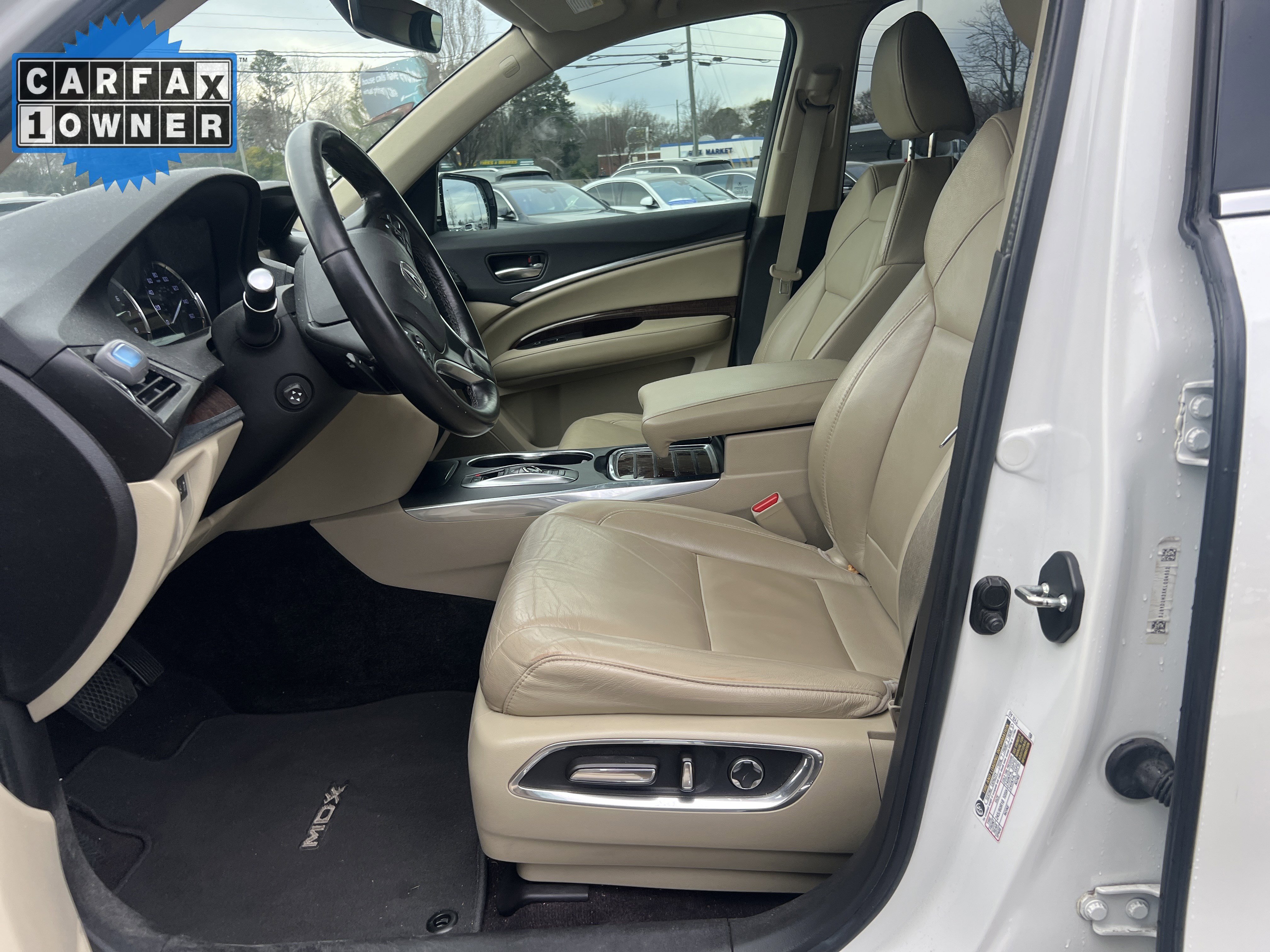 Used 2019 Acura MDX FWD image 16