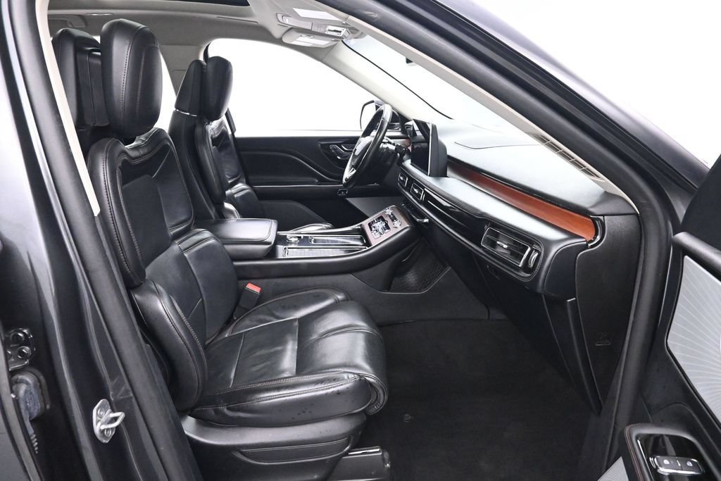 Used 2020 Lincoln Aviator Reserve w/ Equipment Group 202A AWD/4WD image 23