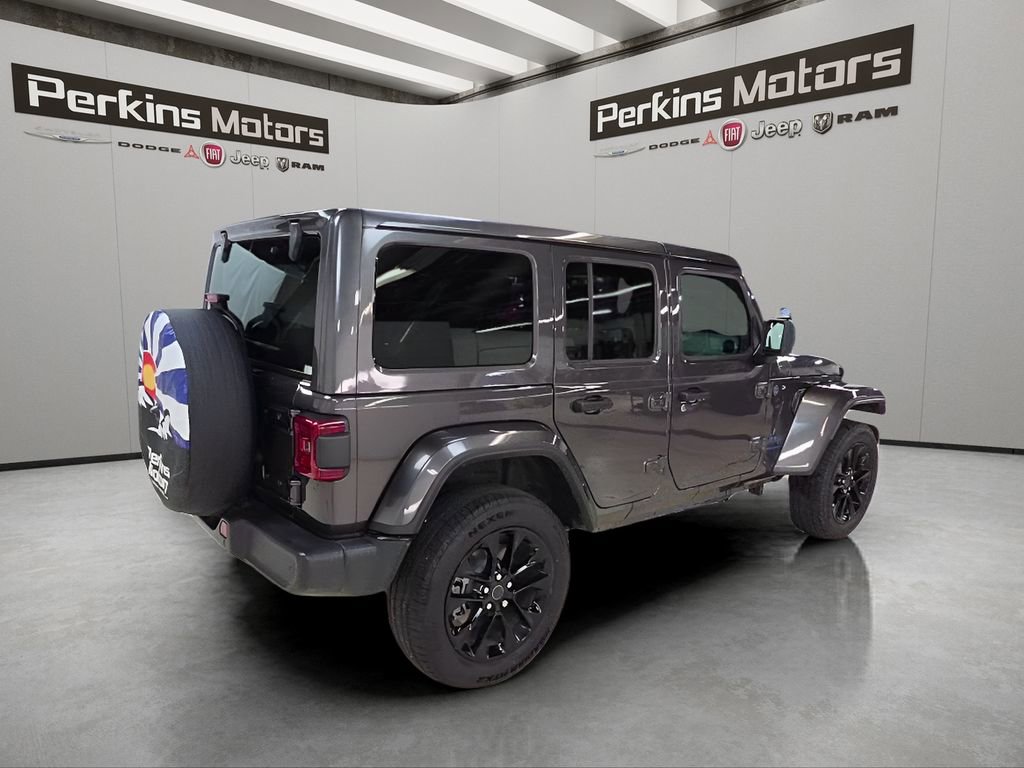 Certified 2025 Jeep Wrangler Unlimited Sahara w/ Safety Group AWD/4WD image 5