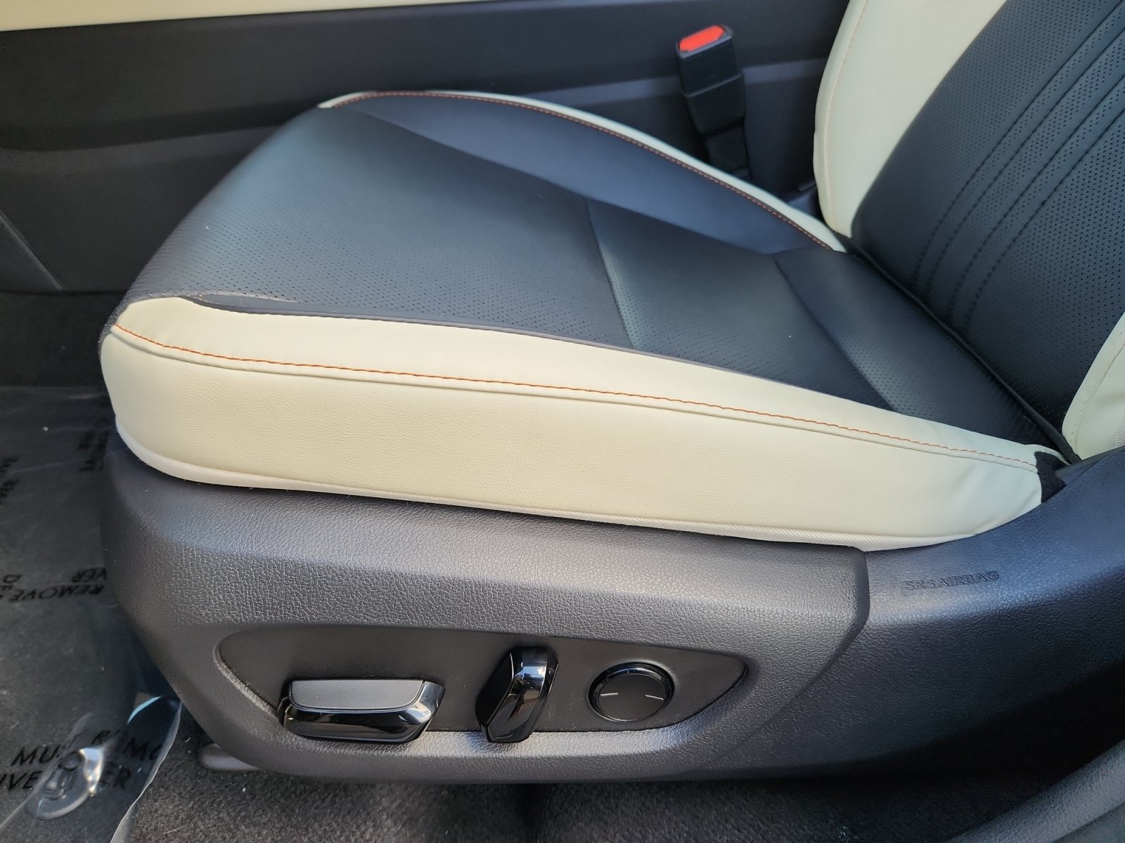 Used 2024 Lexus NX 350h AWD image 14