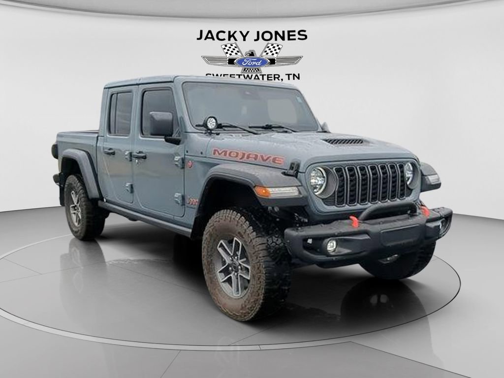 Used 2025 Jeep Gladiator Mojave w/ Steel Bumper Group image 2