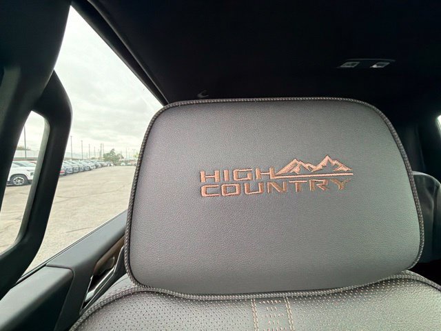 New 2026 Chevrolet Silverado 2500 High Country w/ LPO, Dark Essentials Package AWD/4WD image 47