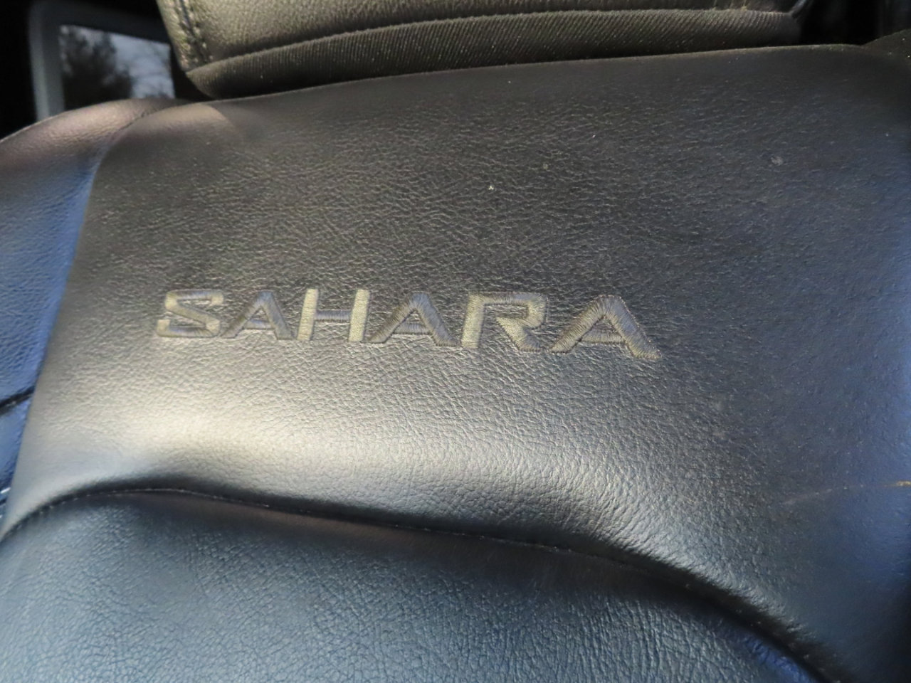 Used 2019 Jeep Wrangler Unlimited Sahara image 28