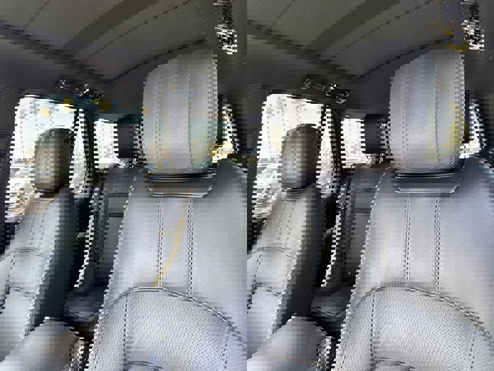 Used 2022 Land Rover Range Rover Westminster Edition image 25