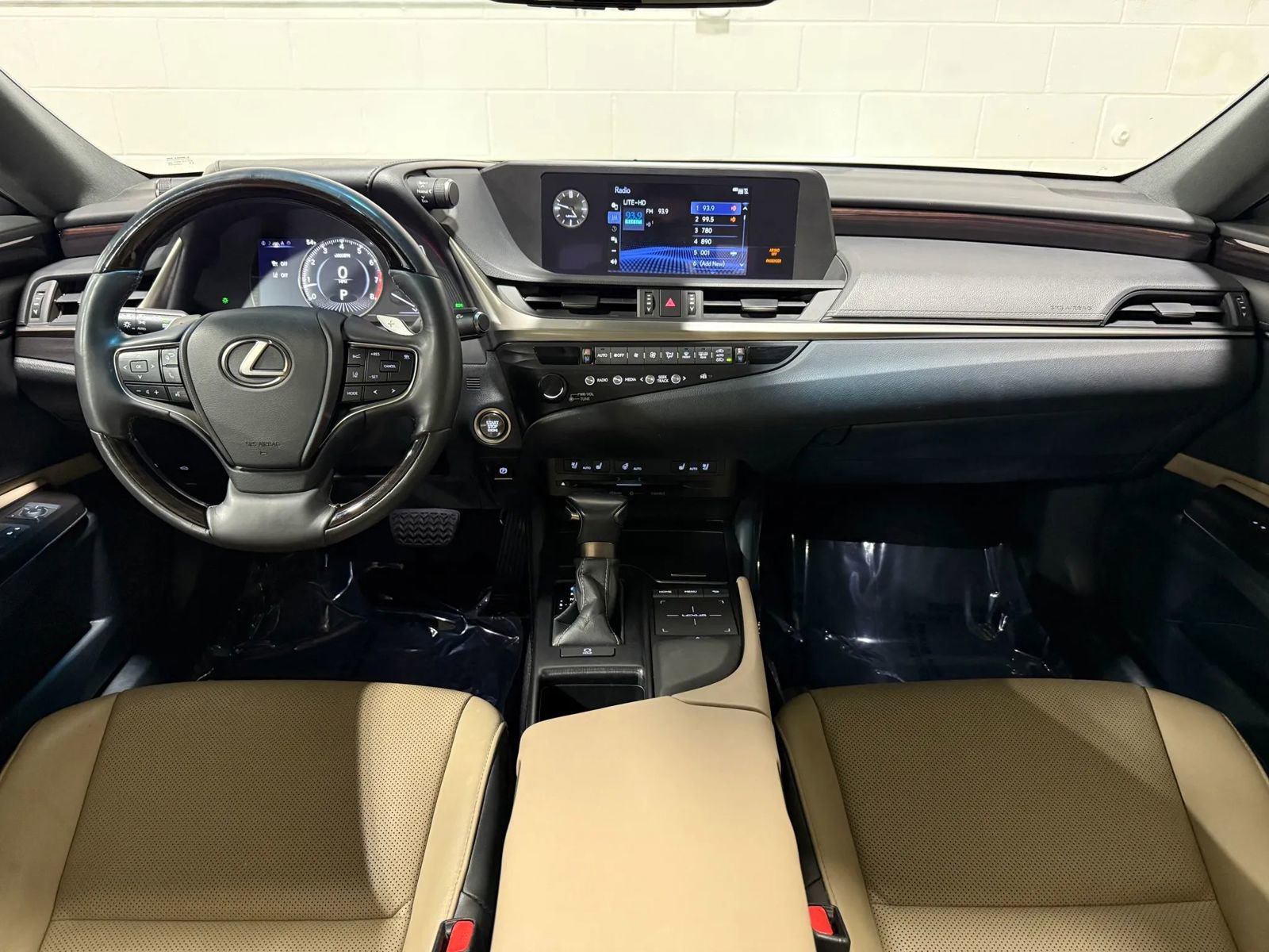 Used 2019 Lexus ES 350 w/ Premium Package FWD image 20