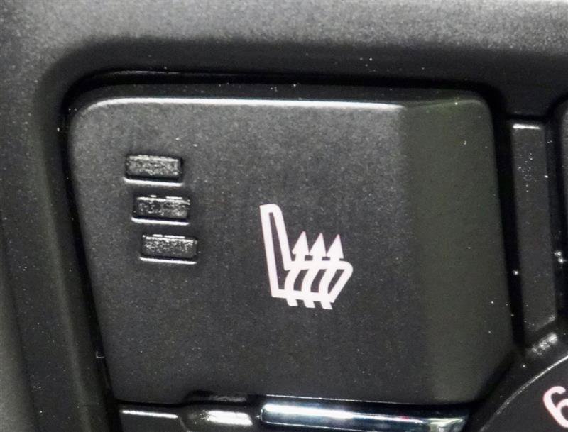 Used 2019 Buick Cascada Premium image 21