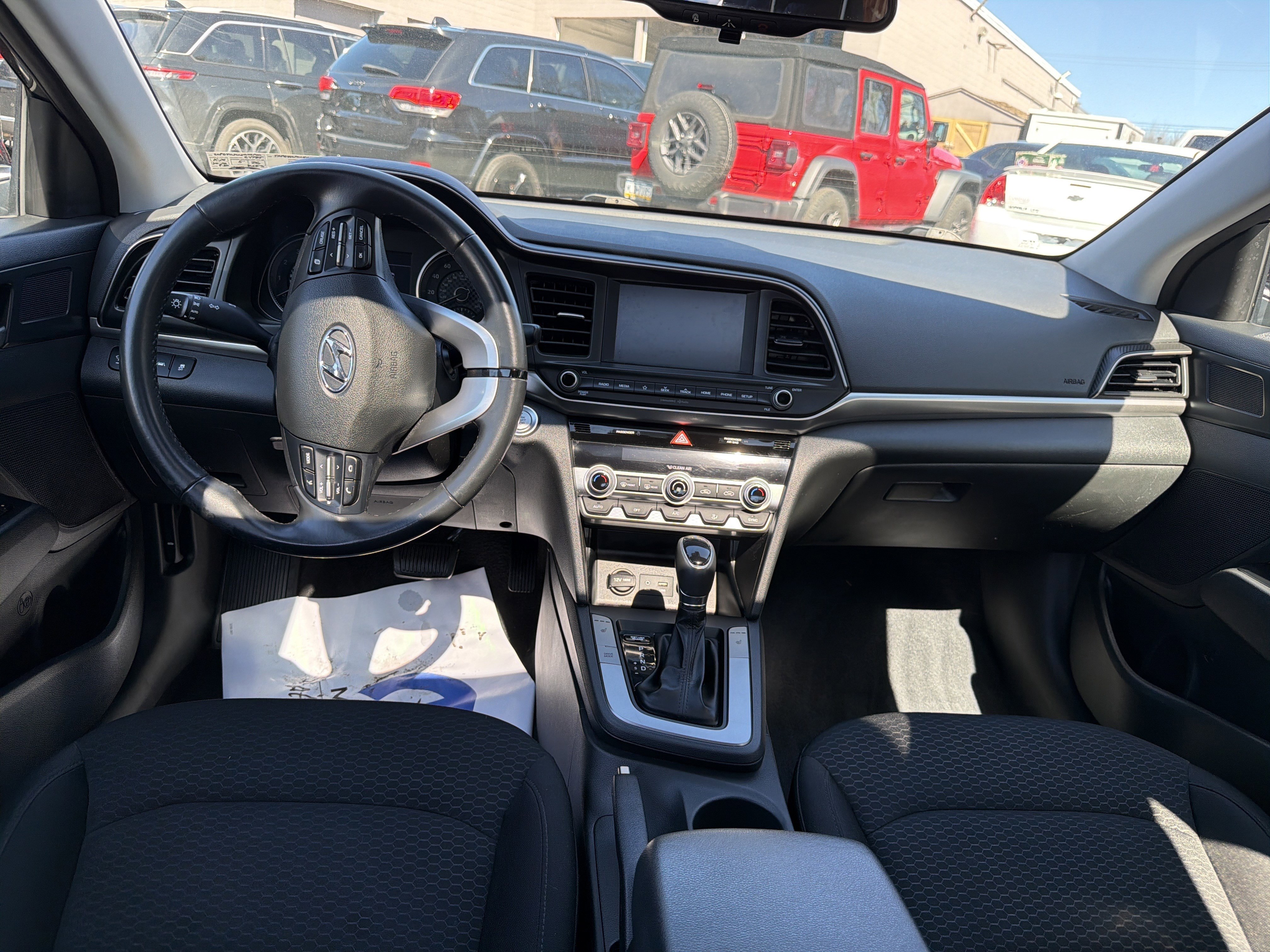 Used 2020 Hyundai Elantra Value Edition w/ Cargo Package (C1) image 9