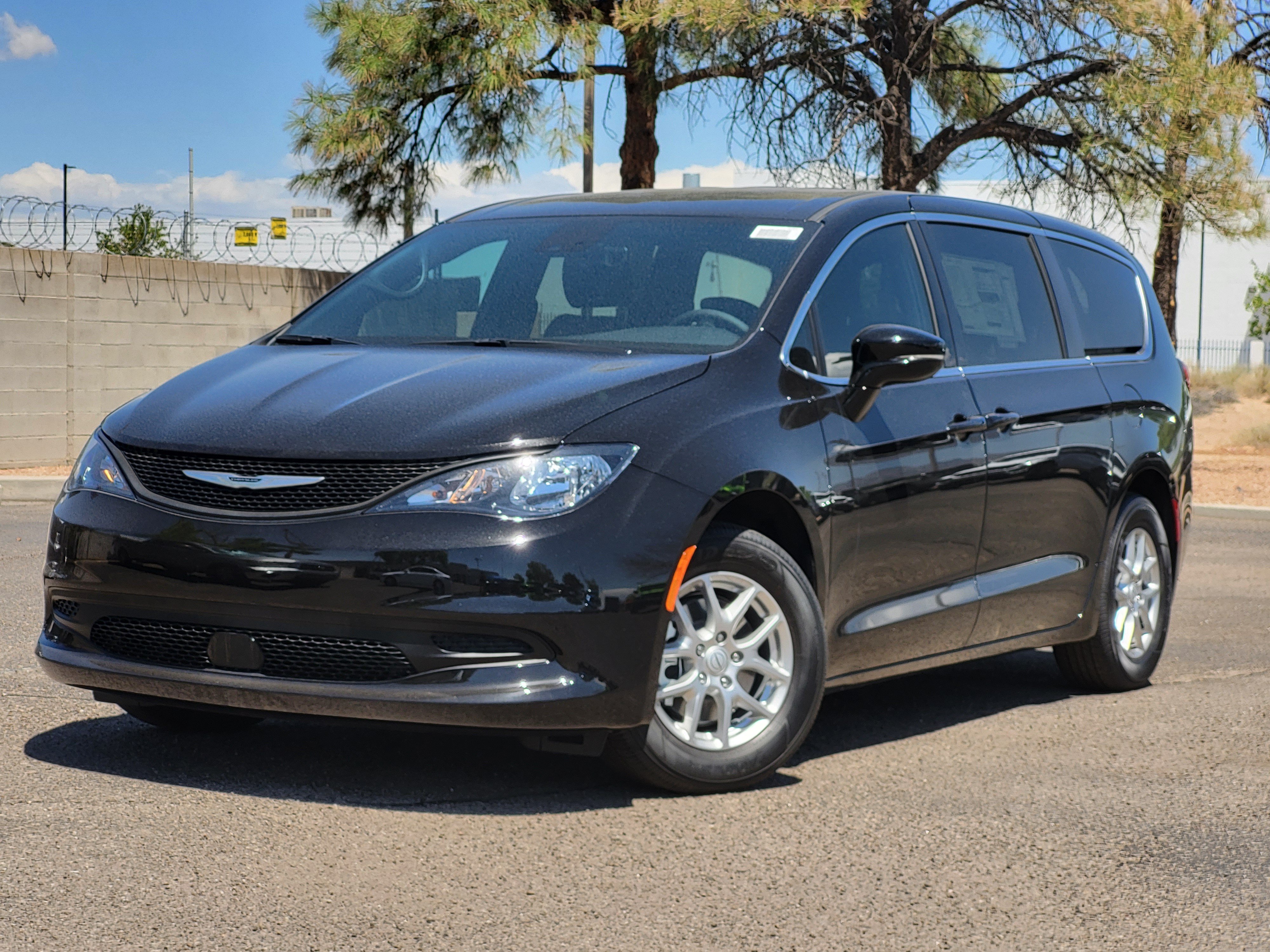 New 2026 Chrysler Voyager LX