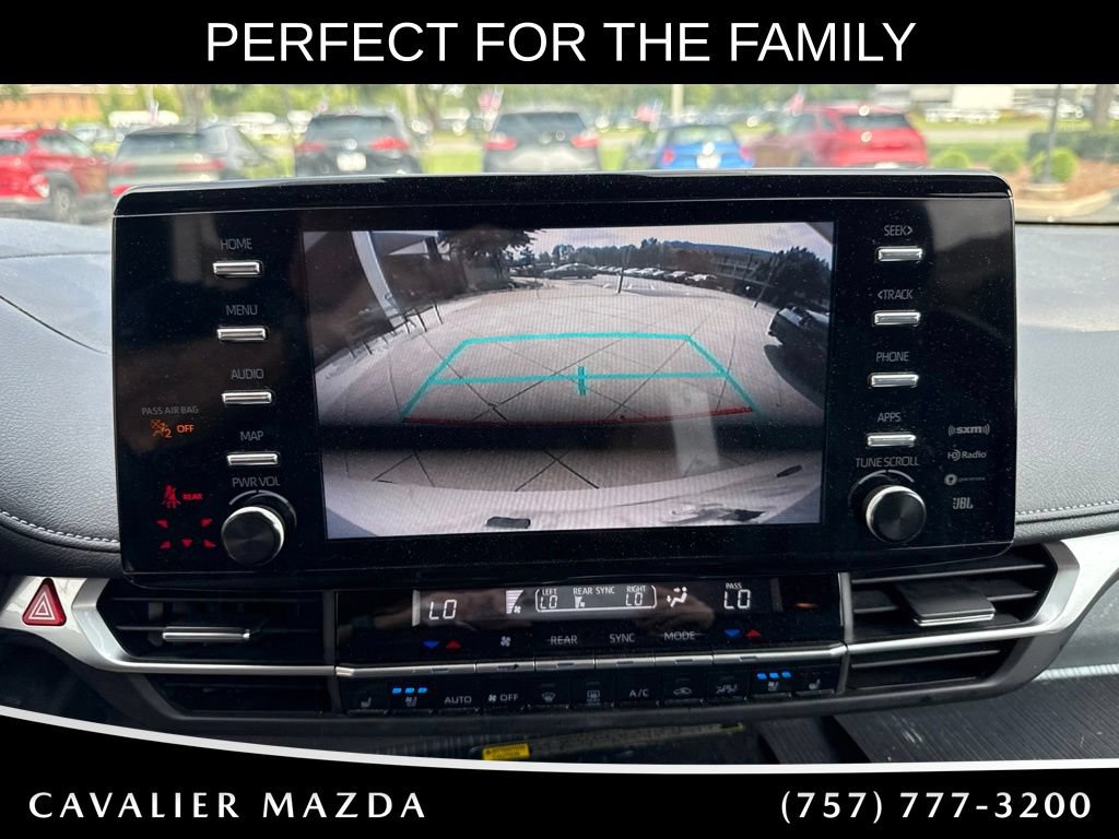 Used 2023 Toyota Sienna XSE w/ Protection Package (TMS) AWD/4WD image 18