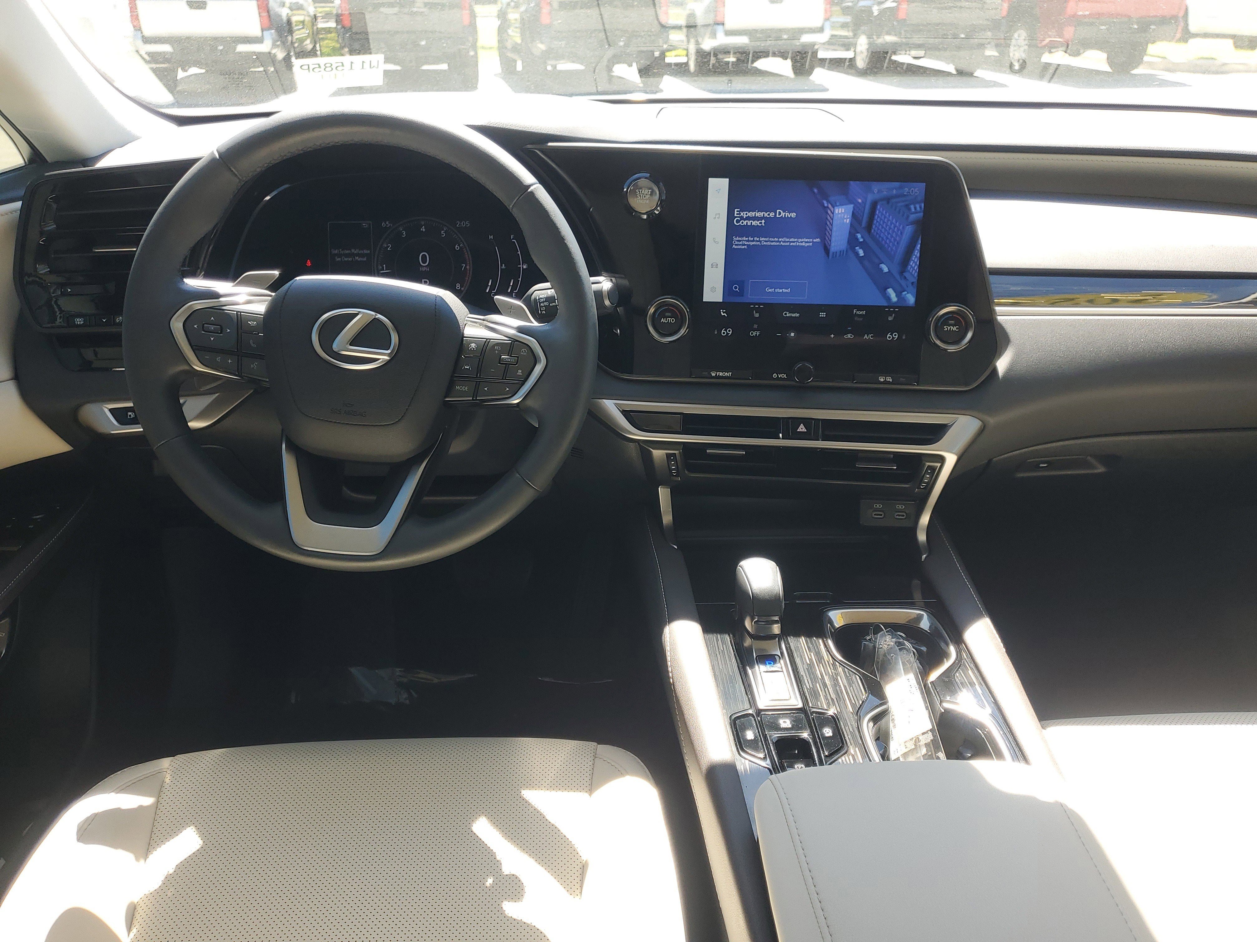 Used 2023 Lexus RX 350 FWD w/ Accessory Package (Z1) image 11