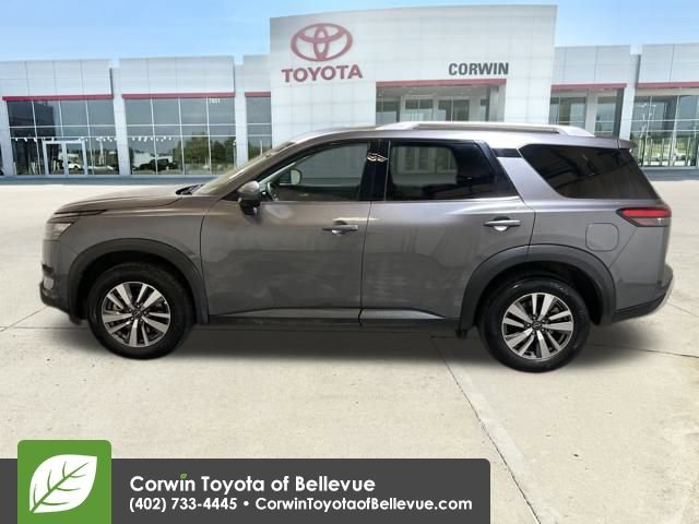 Used 2025 Nissan Pathfinder SL video 2