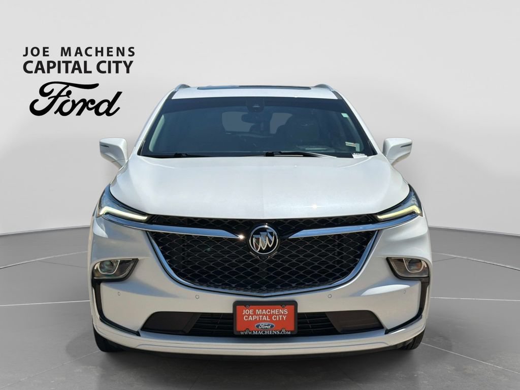 Used 2024 Buick Enclave Avenir FWD image 10