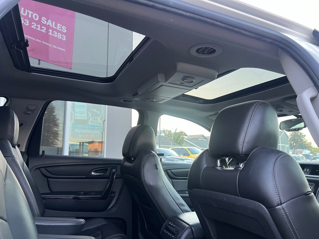 Used 2015 Chevrolet Traverse LTZ w/ LPO, 'HIT The Road' Package AWD/4WD image 16