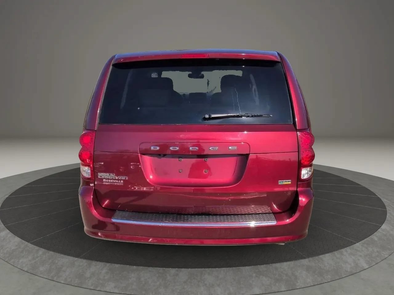 Used 2018 Dodge Grand Caravan SE FWD image 5