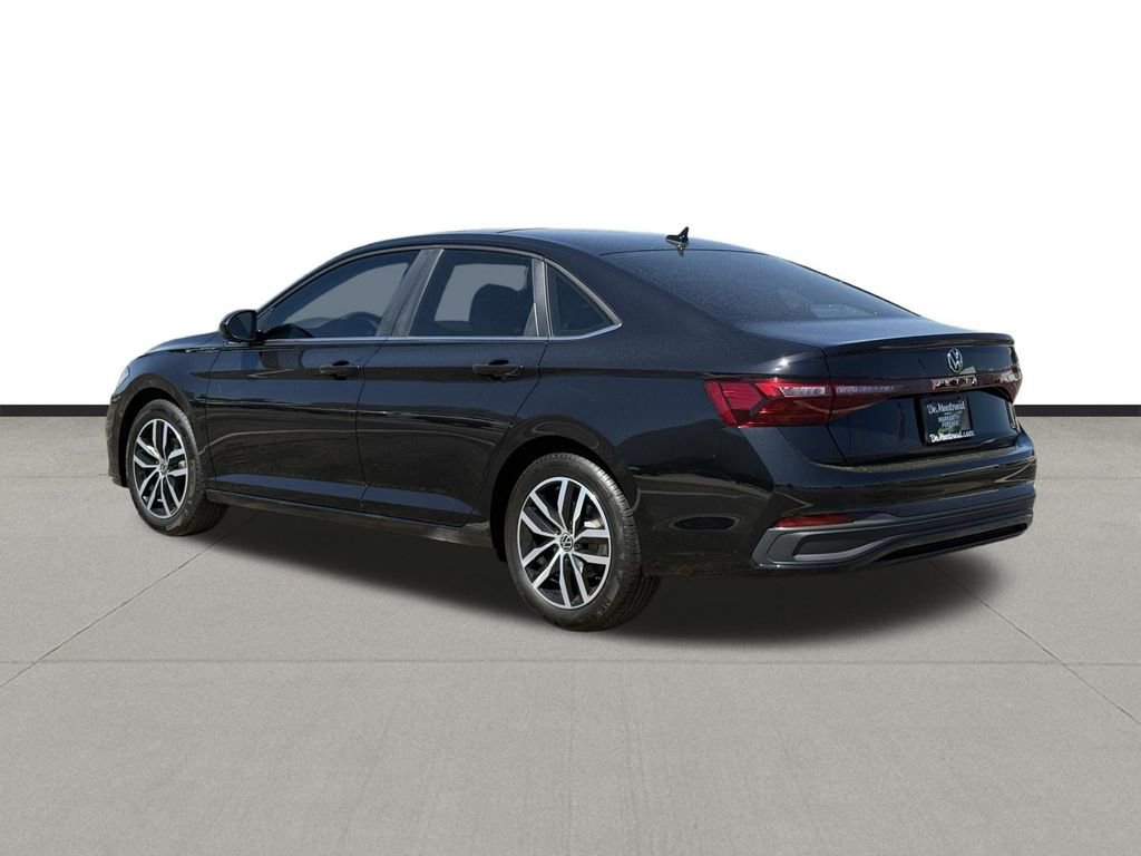 New 2026 Volkswagen Jetta SE image 7