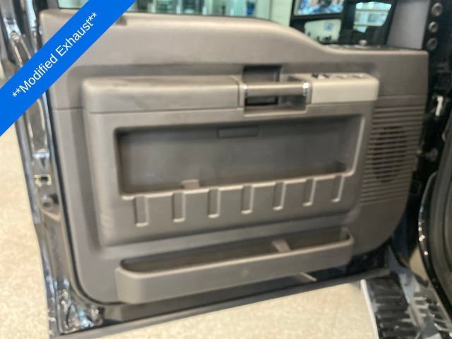 Used 2011 Ford F350 Lariat w/ Lariat Ultimate Pkg AWD/4WD image 29