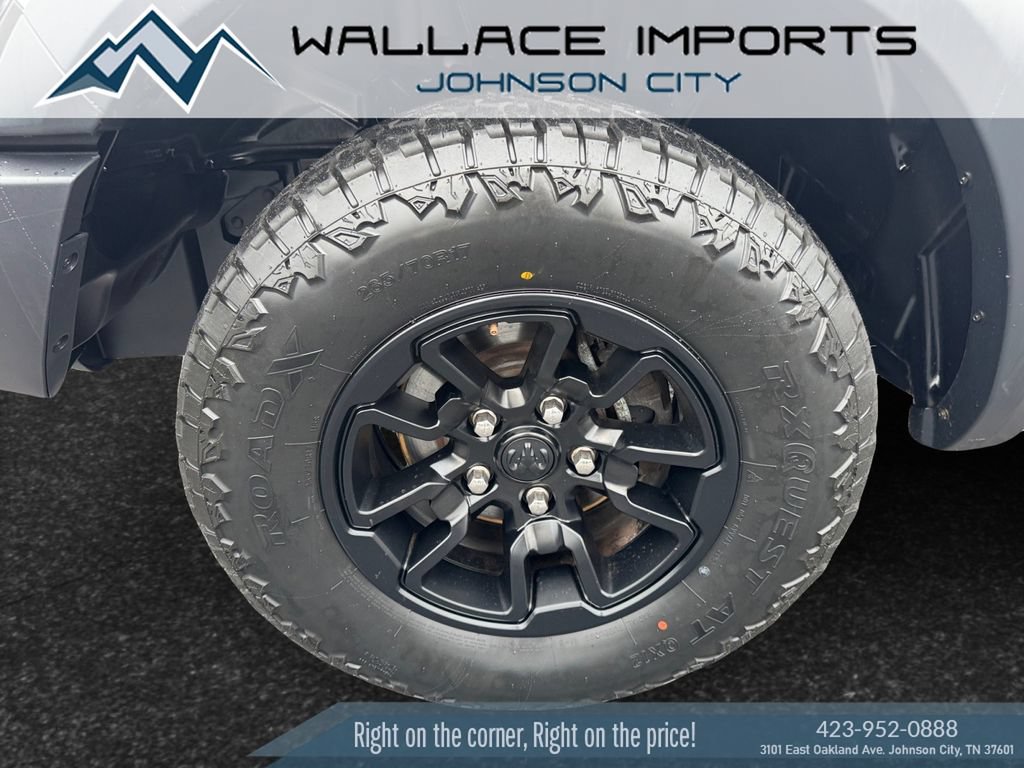 Used 2021 RAM 1500 Classic Warlock w/ Electronics Group AWD/4WD image 9