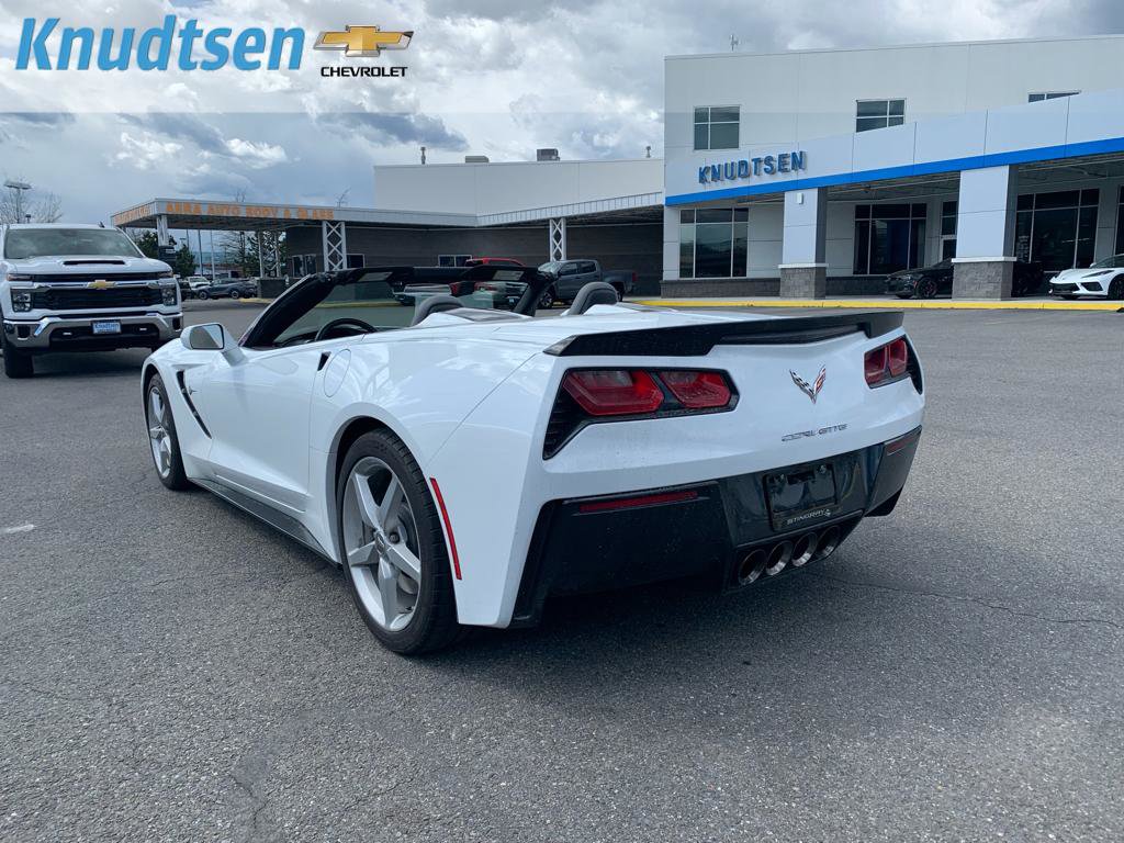 Used 2015 Chevrolet Corvette Stingray Convertible w/ 2LT Preferred Equipment Group RWD image 5