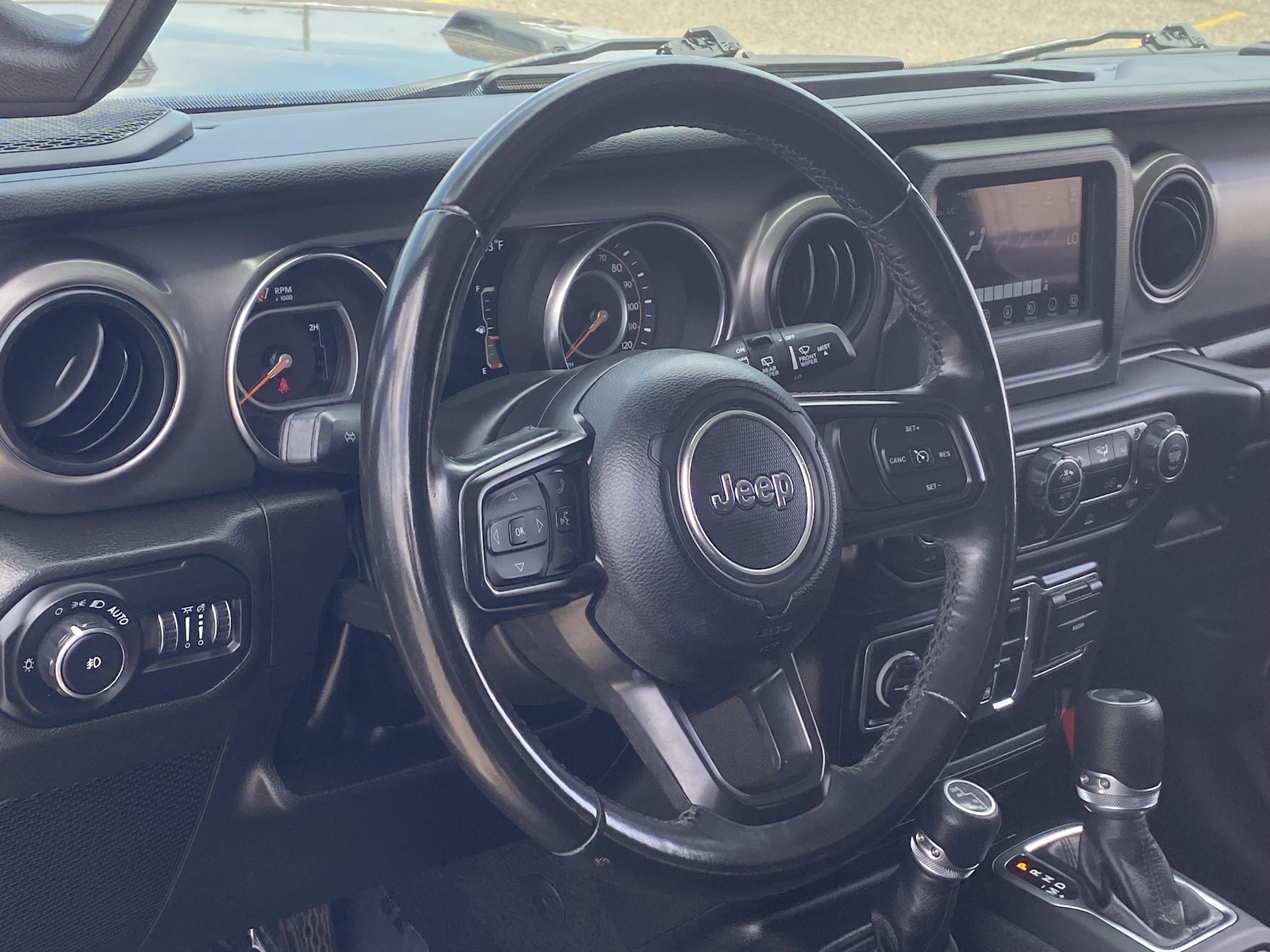 Used 2022 Jeep Wrangler Unlimited Sport AWD/4WD image 21