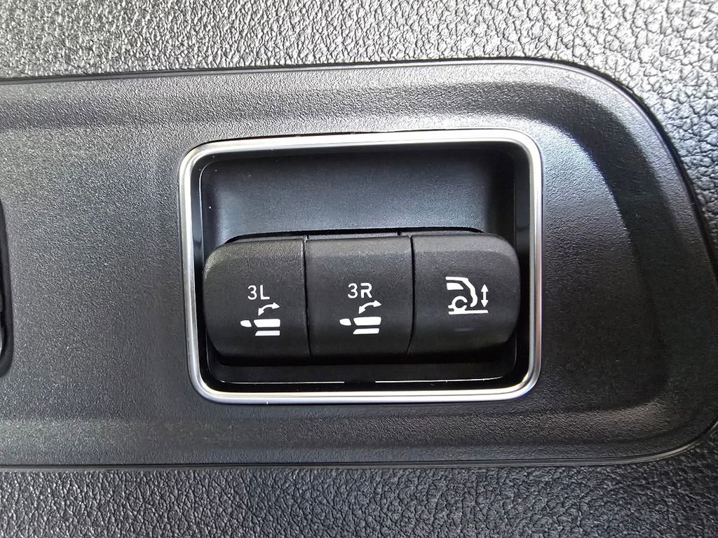 New 2026 Mercedes-Benz GLS 450 4MATIC image 20