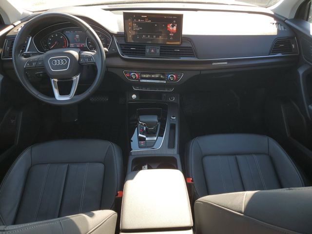 Used 2024 Audi Q5 2.0T Premium w/ Convenience Package image 17