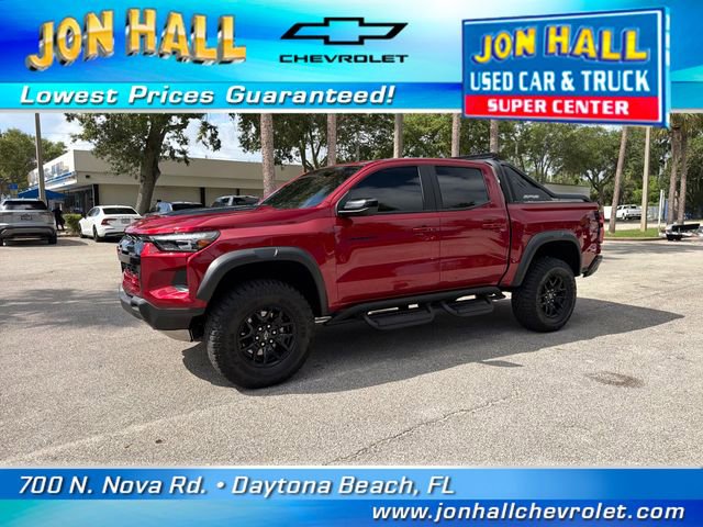 Used 2025 Chevrolet Colorado ZR2 w/ Midnight Edition AWD/4WD image 2