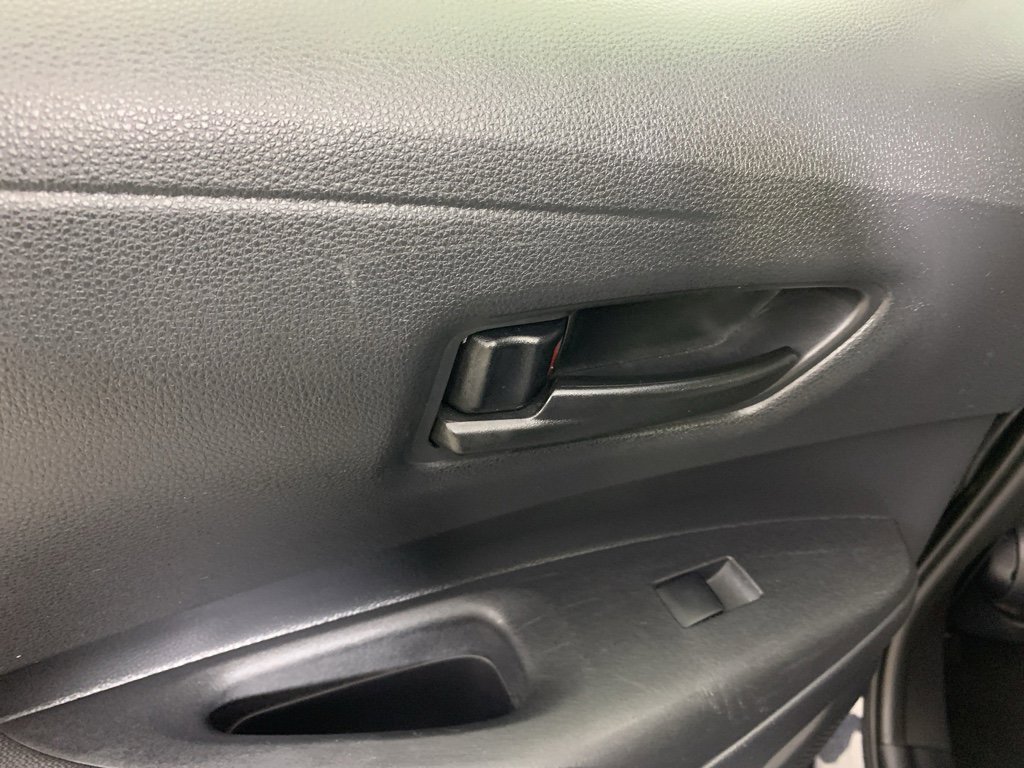 Used 2022 Toyota Corolla LE image 31