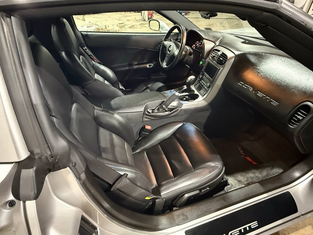 Used 2006 Chevrolet Corvette Coupe w/ Preferred Equipment Group image 10