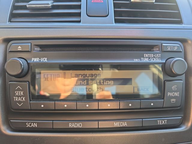 Used 2012 Toyota Corolla S image 21