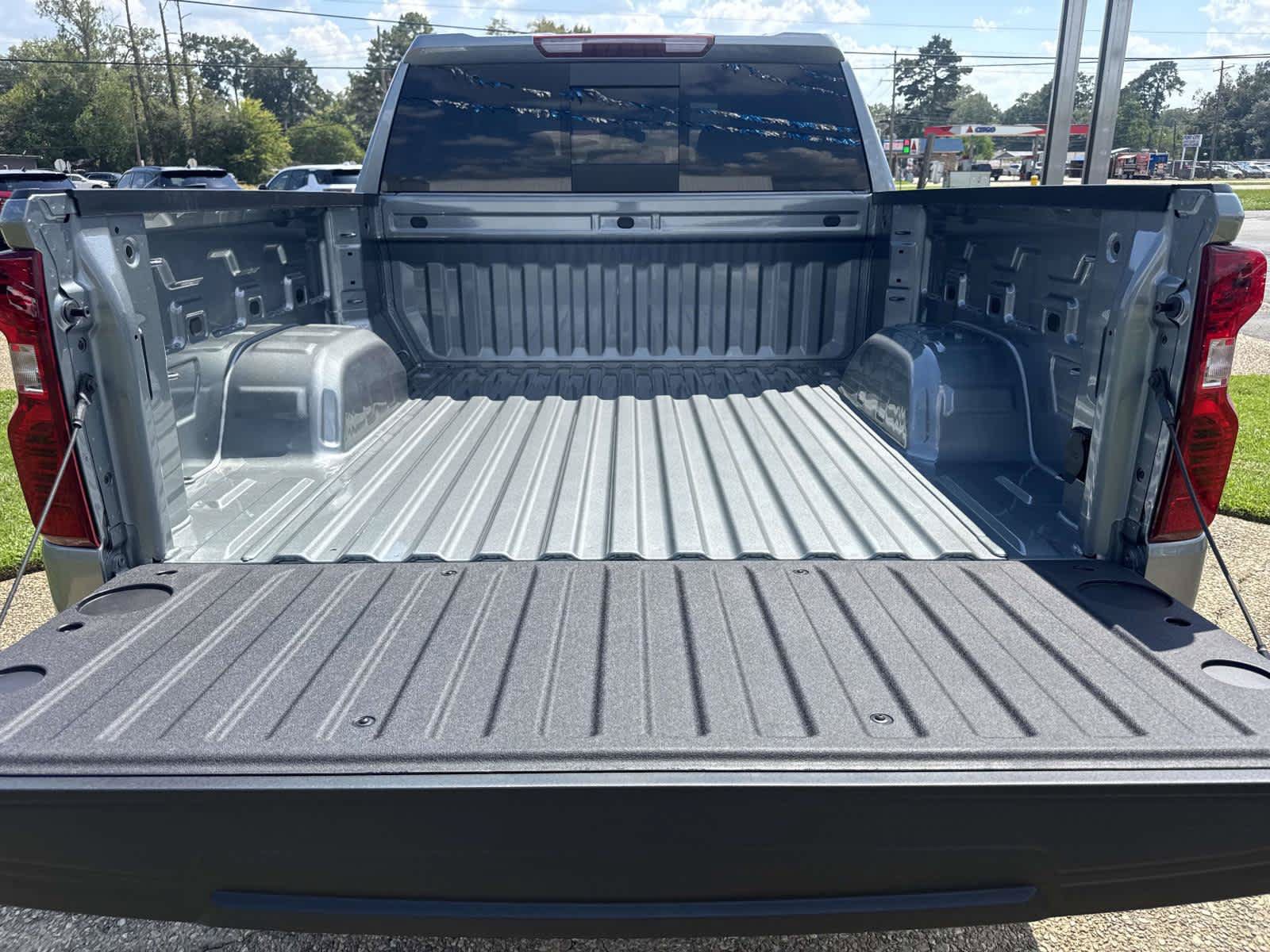 New 2026 Chevrolet Silverado 1500 LT w/ Safety Package RWD image 7