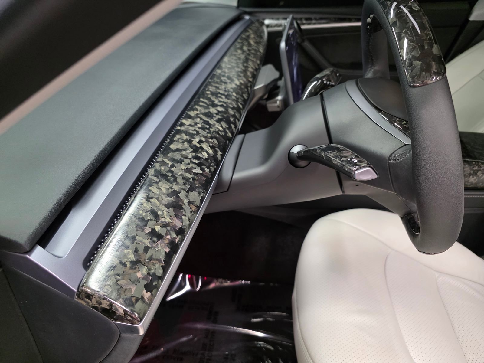 Used 2023 Tesla Model Y Performance AWD/4WD image 5