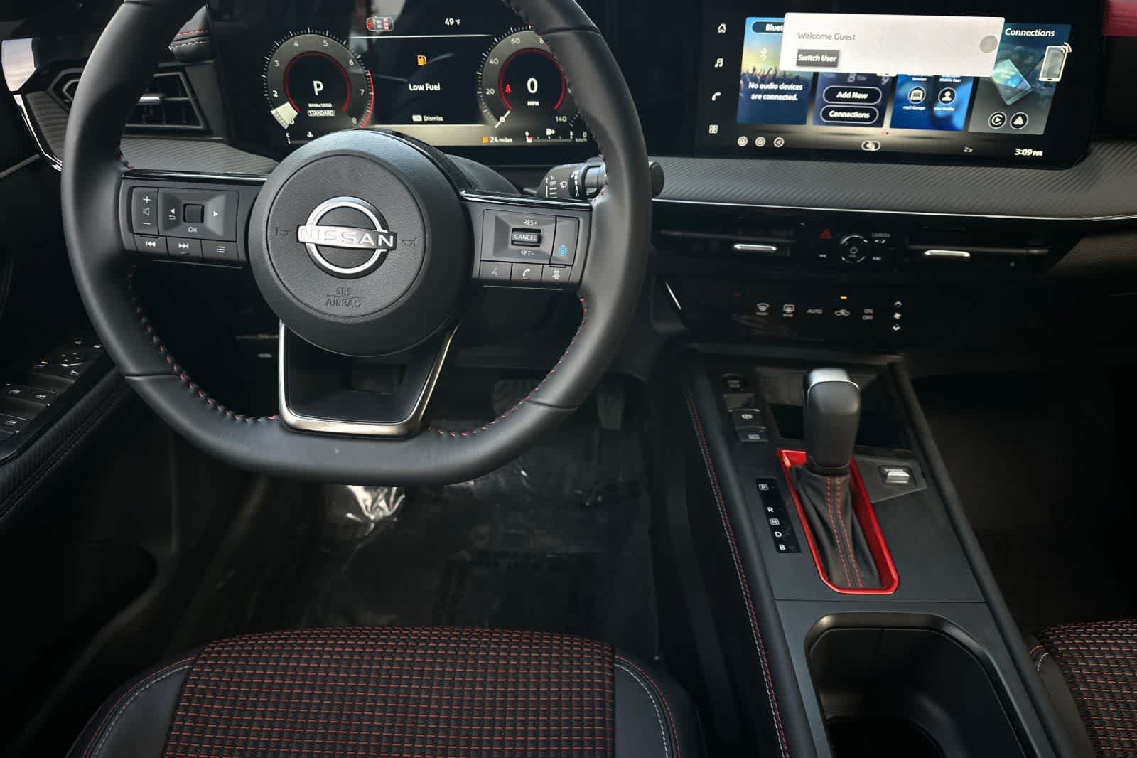 New 2026 Nissan Kicks SR w/ Illumination Package FWD image 16