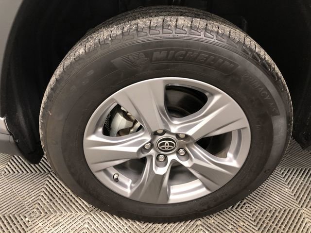 Used 2023 Toyota RAV4 LE image 27