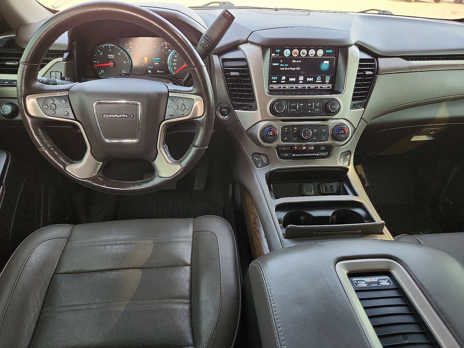 Used 2019 GMC Yukon XL Denali w/ Denali Ultimate Package AWD/4WD image 11