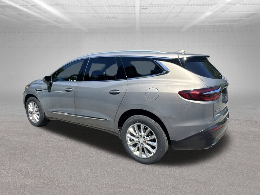 Used 2018 Buick Enclave Premium w/ Experience Buick Package AWD/4WD image 3