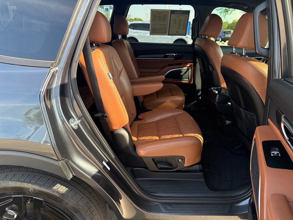 Used 2024 Kia Telluride EX X-Line image 32