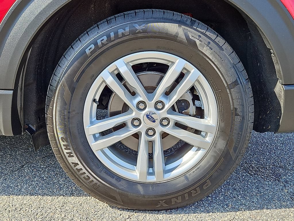 Used 2022 Ford Explorer XLT RWD image 8