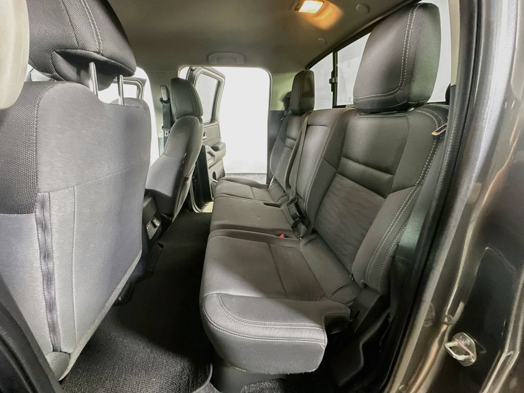Used 2023 Nissan Frontier SV w/ SV Convenience Package AWD/4WD image 16