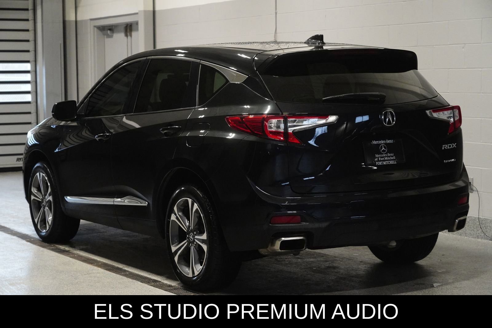 Used 2023 Acura RDX w/Advance Package image 4